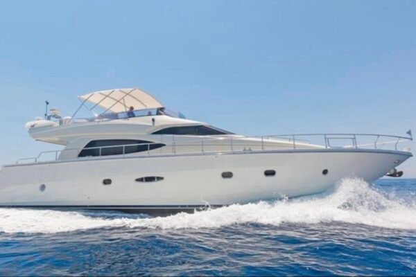 Full-Day Private Yacht Trip EL Gouna&Hurghada (Dolphin House or Island )
