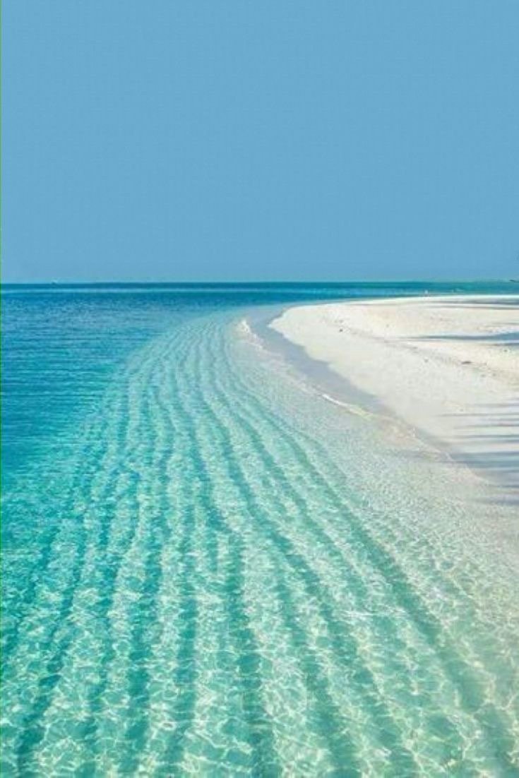 Beautiful white sand and turquoise water at Bayoud Island near Hurghada, perfect for swimming and relaxation.
