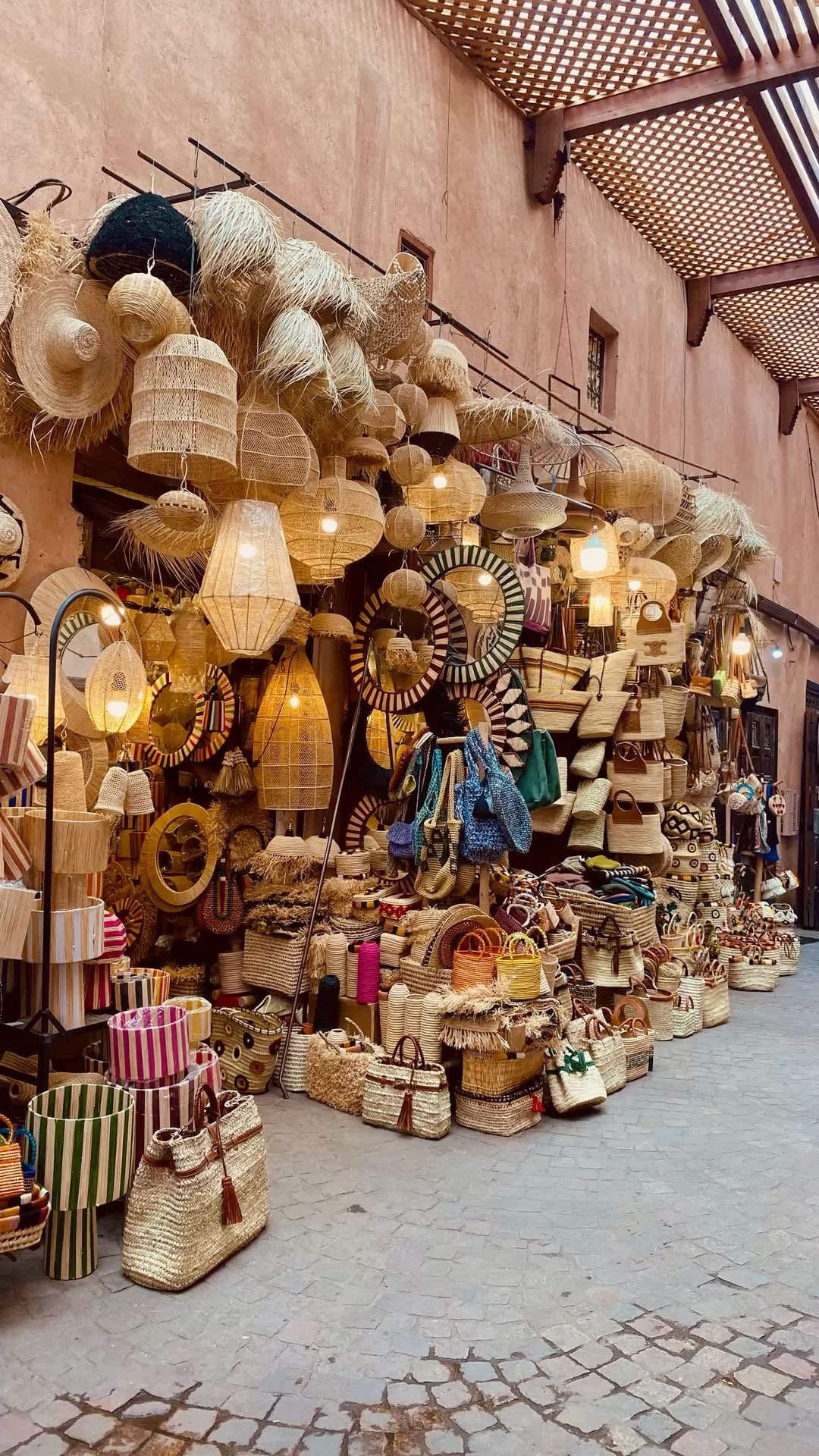 Optional shopping stops at trusted bazaars and spice shops.....