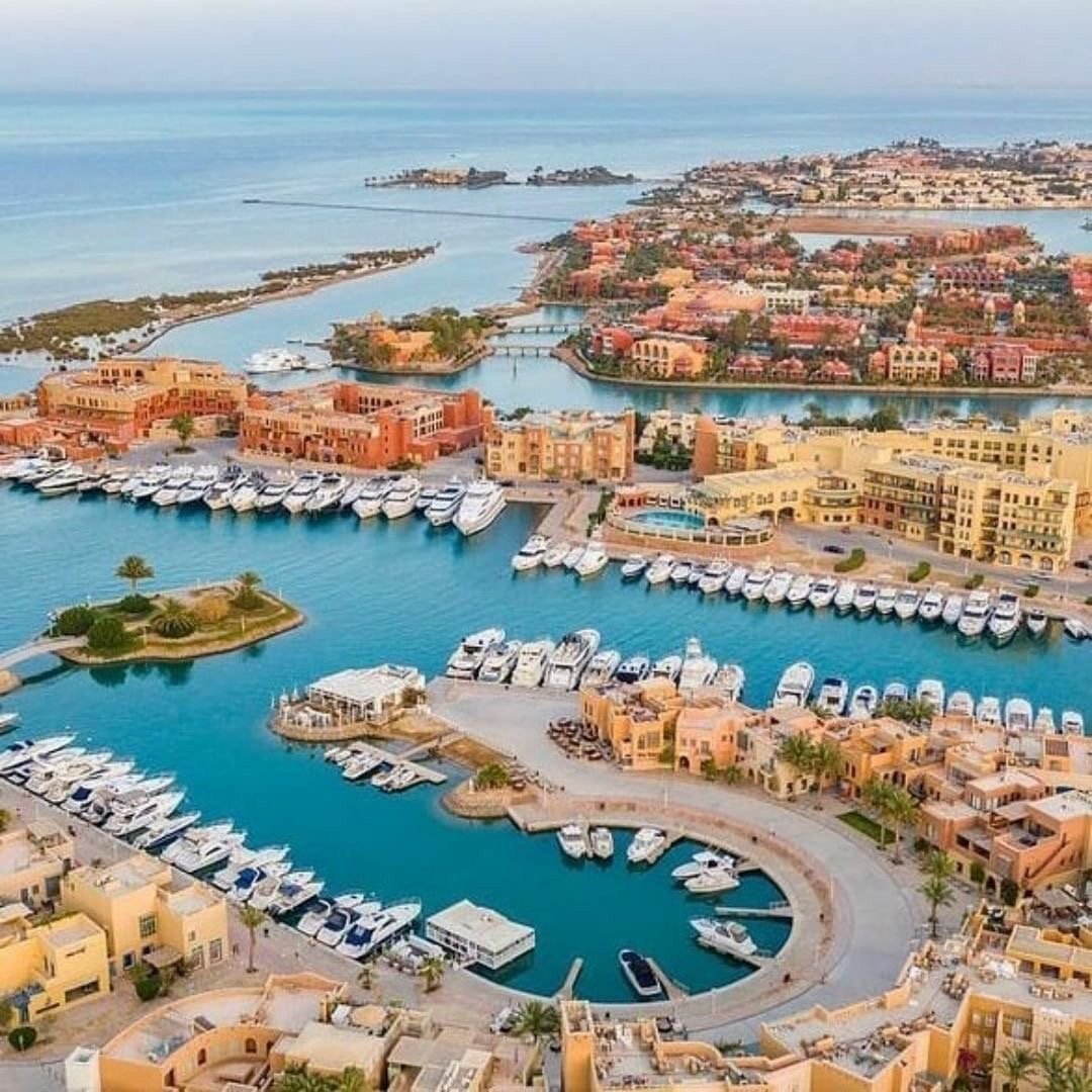 Photos and a relaxed waterfront walk at Hurghada Marina on the Hurghada City Tour.

